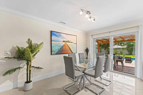 1638 NE 3rd Avenue, Delray Beach FL - photo 10 of 58