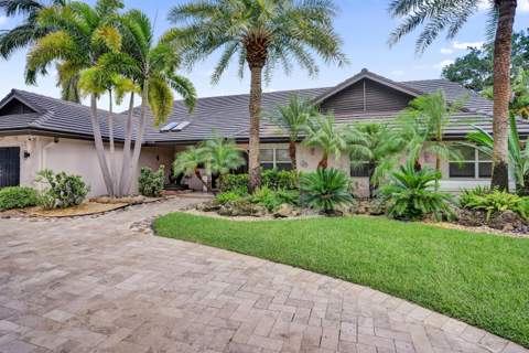 10630 Boca Woods Lane, Boca Raton FL - photo 7 of 105