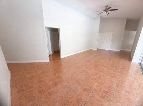 711 SE Celtic Avenue, Port St. Lucie FL - photo 6 of 27