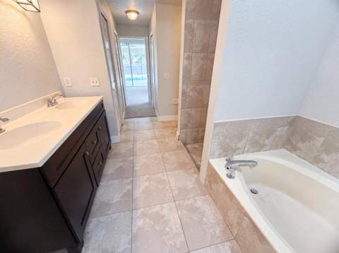 711 SE Celtic Avenue, Port St. Lucie FL - photo 20 of 27