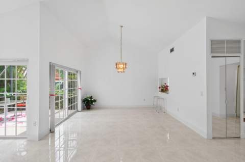 6105 Via Laguna Lane, Boca Raton FL - photo 16 of 75