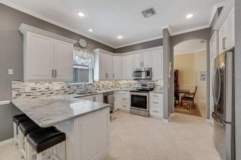 8931 Agliana Circle, Boynton Beach FL - photo 7 of 56