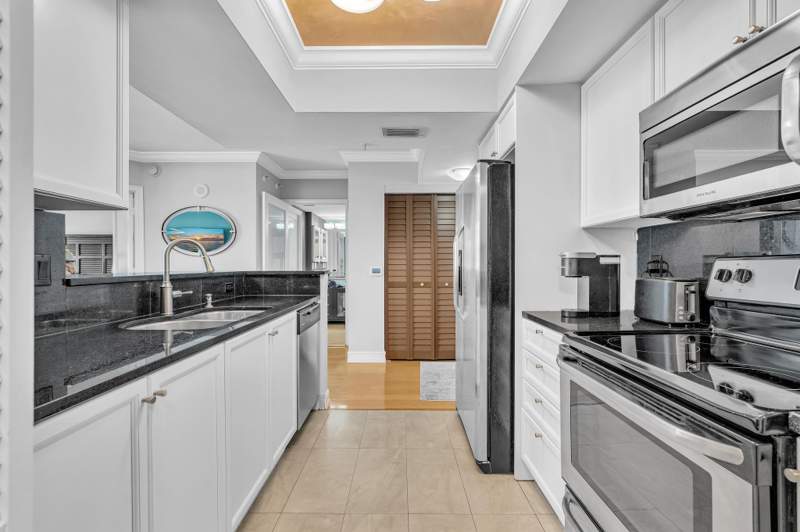 1 bedroom Condominium at 99 SE Mizner Boulevard #637, Palmetto Place Condo, Boca Raton — photo 2