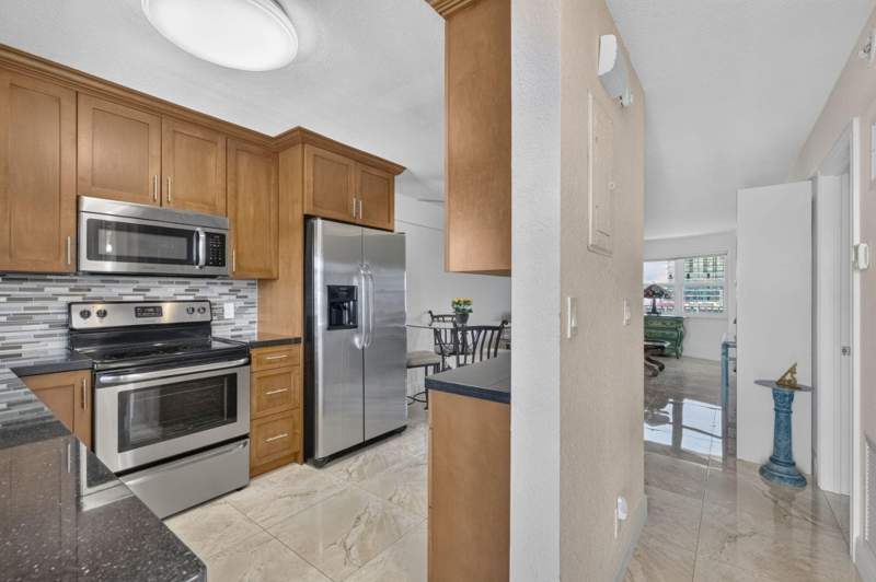 1 bedroom Condominium at 1536 SE 15th Court #704, Massachusetts Apts Condo, Deerfield Beach — photo 5