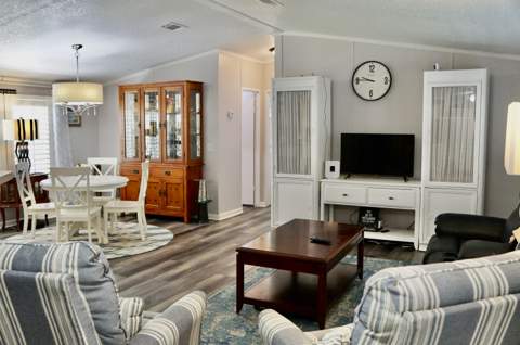 12 SE Spanish Way, Port St. Lucie FL - photo 15 of 40
