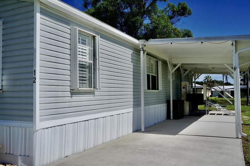 3 bedroom Manufactured Home at 12 SE Spanish Way, Spanish Lakes, Port St. Lucie — photo 2