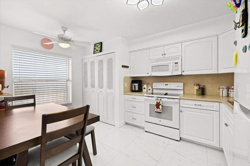2 bedroom Condominium at 4550 NW 18th Avenue #406, Waters Edge Towers Condo, Deerfield Beach — photo 5