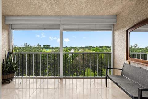 4550 NW 18th Avenue #406, Deerfield Beach FL - photo 14 of 43