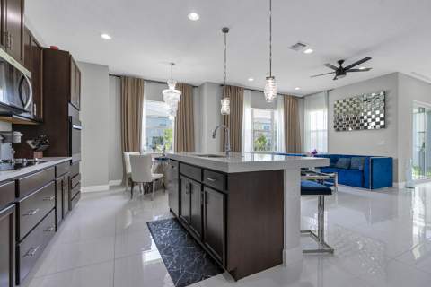 13638 Spruce Pne Drive, Westlake FL - photo 16 of 49