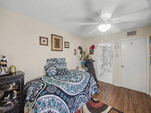 310 Buttonwood Lane #B, Boynton Beach FL - photo 12 of 19