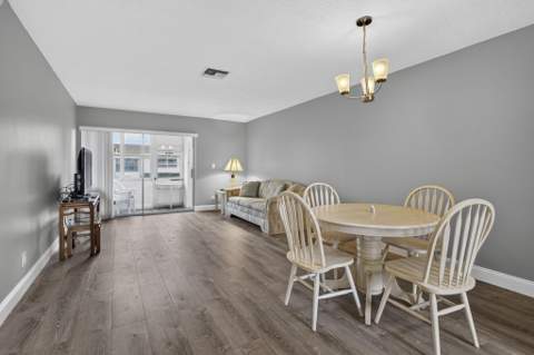 2703 Dudley Drive #H, West Palm Beach FL - photo 9 of 47