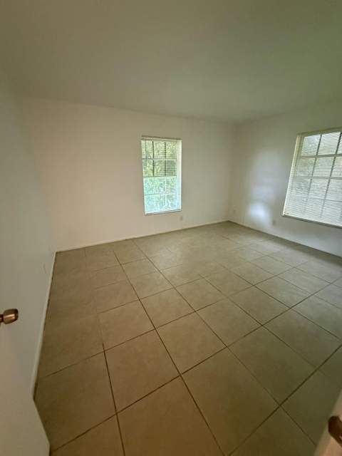 4951 Wedgewood Way #5, West Palm Beach FL - photo 24 of 28