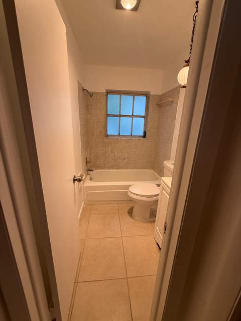 4951 Wedgewood Way #5, West Palm Beach FL - photo 22 of 28