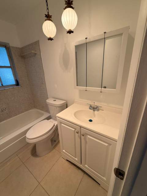 4951 Wedgewood Way #5, West Palm Beach FL - photo 18 of 28