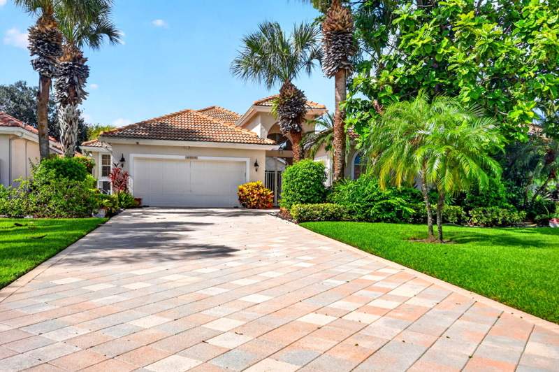 4 bedroom Single Family Residence at 10694 Greenbriar Villa Drive, Wycliffe Tr G, Lake Worth — photo 2
