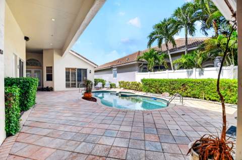 10694 Greenbriar Villa Drive, Lake Worth FL - photo 7 of 110