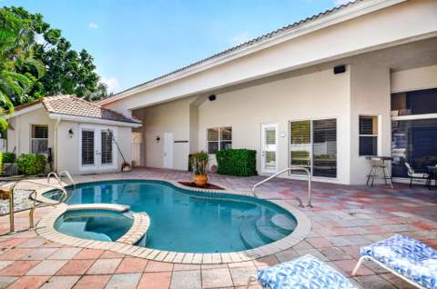 10694 Greenbriar Villa Drive, Lake Worth FL - photo 8 of 110