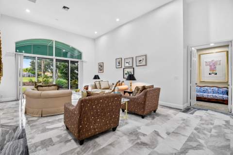 10694 Greenbriar Villa Drive, Lake Worth FL - photo 13 of 110