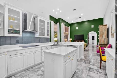 10694 Greenbriar Villa Drive, Lake Worth FL - photo 20 of 110
