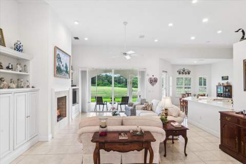 8004 Links Way, Port St. Lucie FL - photo 11 of 63