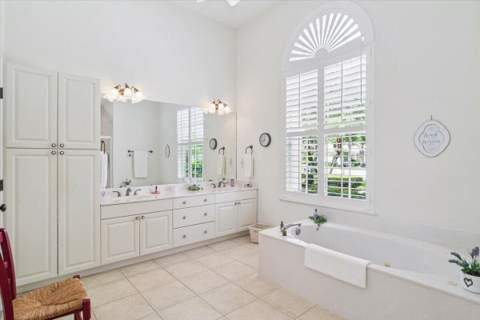 8004 Links Way, Port St. Lucie FL - photo 24 of 63