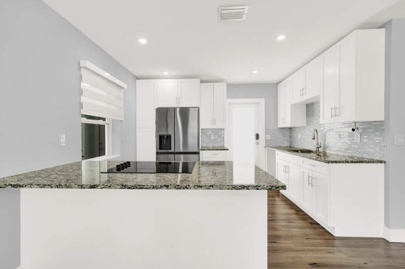 3 bedroom Single Family Residence at 1134 S Ridge Street, Lake Osborne Park, Lake Worth Beach — photo 3