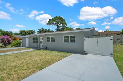 1134 S Ridge Street, Lake Worth Beach FL - photo 23 of 45