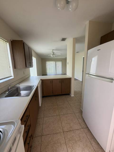 1720 SE Linpark Court, Port St. Lucie FL - photo 10 of 29
