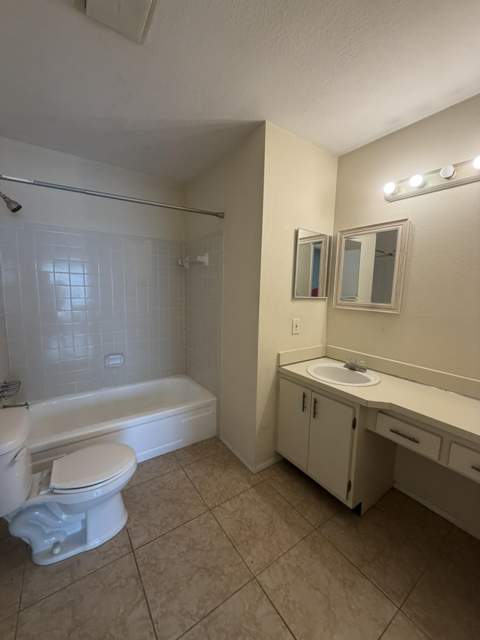 1720 SE Linpark Court, Port St. Lucie FL - photo 14 of 29