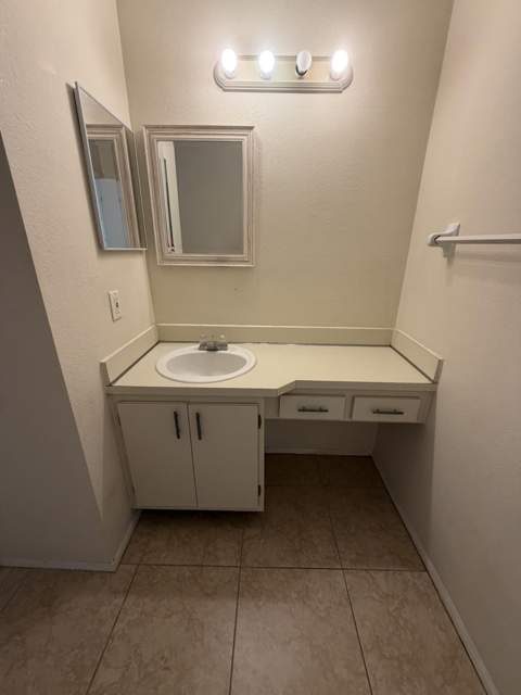 1720 SE Linpark Court, Port St. Lucie FL - photo 15 of 29