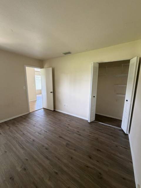 1720 SE Linpark Court, Port St. Lucie FL - photo 17 of 29