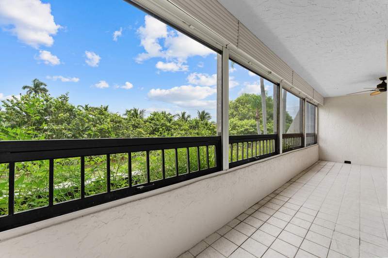 2 bedroom Condominium at 6420 Boca Del Mar Drive #207, Glens Condo, Boca Raton — photo 2
