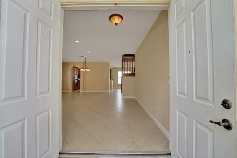 18062 SW 41st Street, Miramar FL - photo 13 of 65