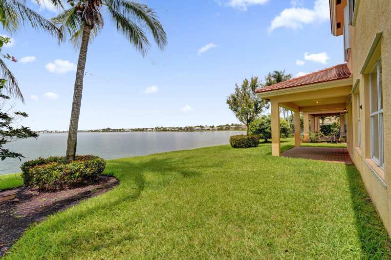 5 bedroom Single Family Residence at 18062 SW 41st Street, Sunset Falls Plat 2, Miramar — photo 1