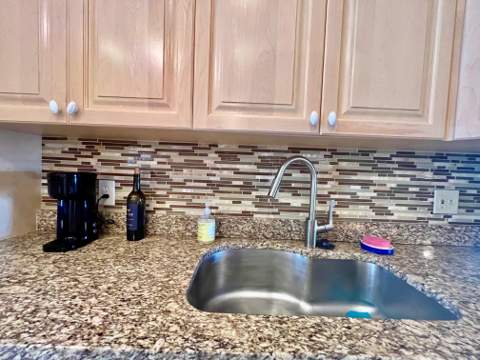 4090 Tivoli Court #301, Lake Worth FL - photo 18 of 36