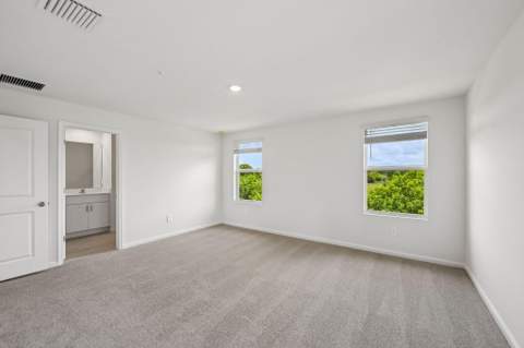 608 Salisbury Circle, Fort Pierce FL - photo 18 of 32