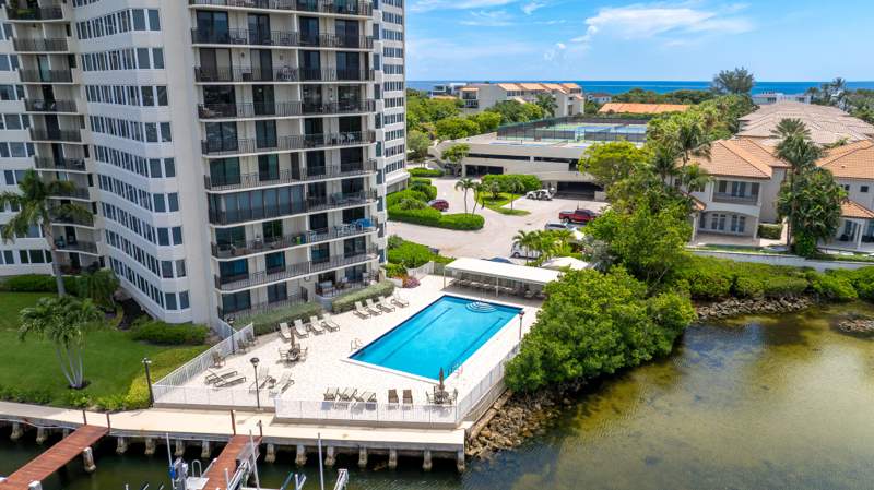 1 bedroom Condominium at 3912 S Ocean Boulevard #308, Regency Highland Club Condo, Highland Beach — photo 4