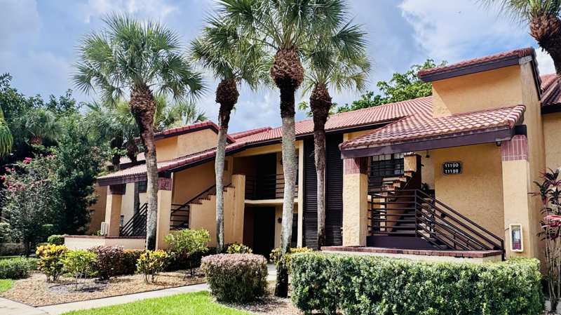 2 bedroom Condominium at 11190 Aspen Glen Drive, Indian Springs, Boynton Beach — photo 1