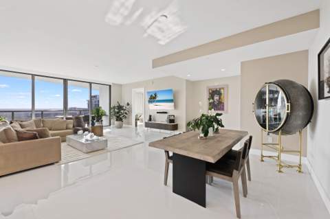 100 E Las Olas Boulevard #3804, Fort Lauderdale FL - photo 8 of 57