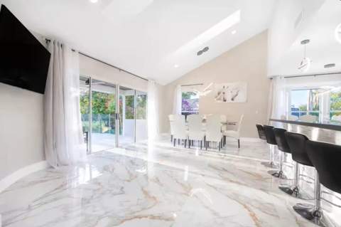2060 Amesbury Circle, Wellington FL - photo 19 of 77
