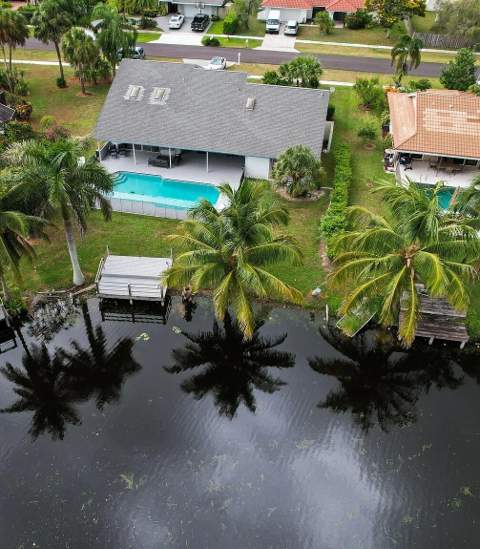 2060 Amesbury Circle, Wellington FL - photo 23 of 77