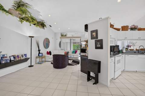7537 Lexington Club Boulevard #B, Delray Beach FL - photo 12 of 80