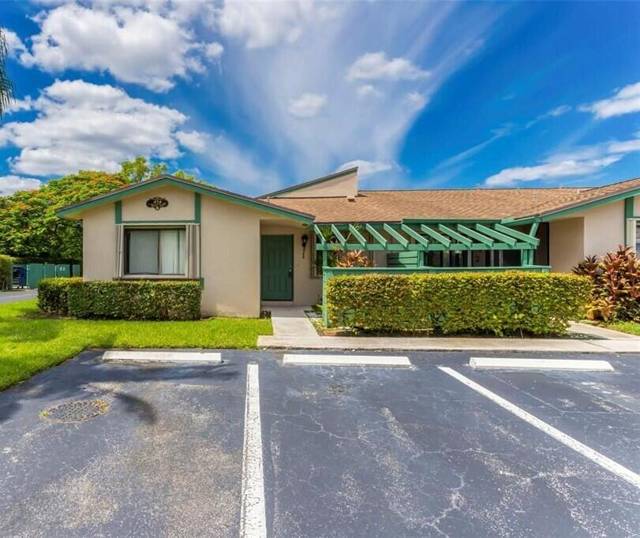 454 Lakeview Drive #1