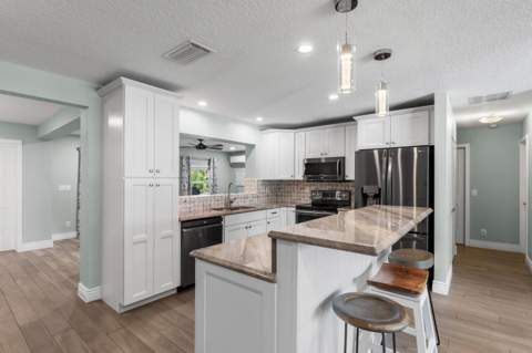 2890 SE 1st Court, Boynton Beach FL - photo 8 of 39