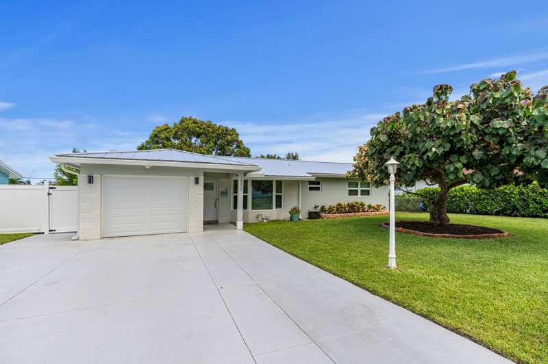 3 bedroom Single Family Residence at 2890 SE 1st Court, Dewey Heights, Boynton Beach — photo 1