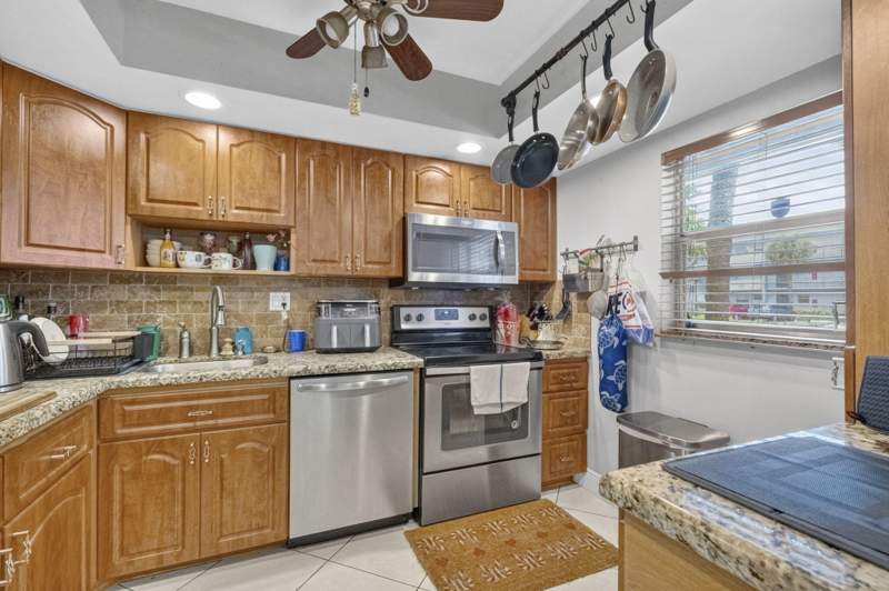 2 bedroom Condominium at 8360 Sands Point Boulevard #G102, Sands Point Condominium III, Tamarac — photo 5