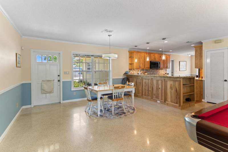 4 bedroom Single Family Residence at 4240 NE 19th Avenue, Coral Heights Sec One, Oakland Park — photo 4
