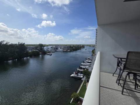 1401 N Riverside Drive #805, Pompano Beach FL - photo 7 of 37