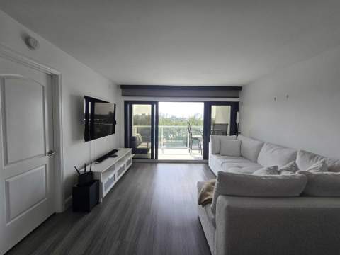 1401 N Riverside Drive #805, Pompano Beach FL - photo 8 of 37