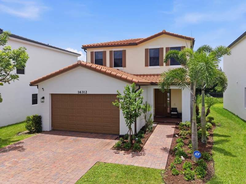 4 bedroom Single Family Residence at 16312 Sandy Shore Drive, Sky Cove , Westlake — photo 3